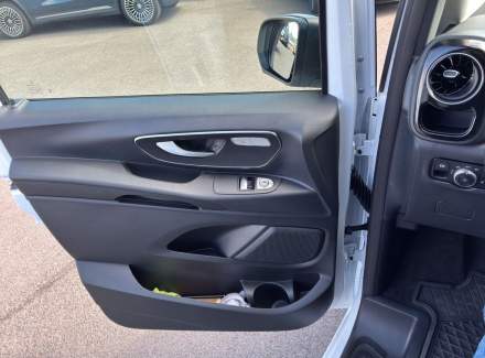 Mercedes-Benz - Vito