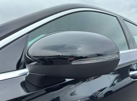 Mercedes-Benz - A-class