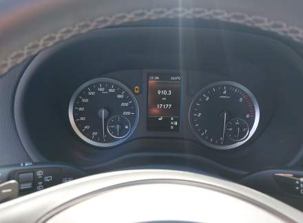 Mercedes-Benz - Vito