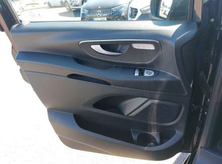 Mercedes-Benz - Vito