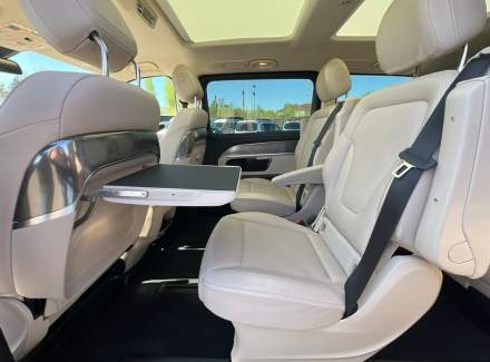 Mercedes-Benz - V-class