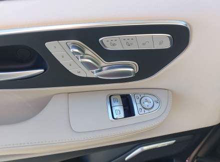 Mercedes-Benz - V-class