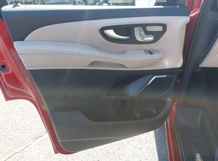 Mercedes-Benz - V-class