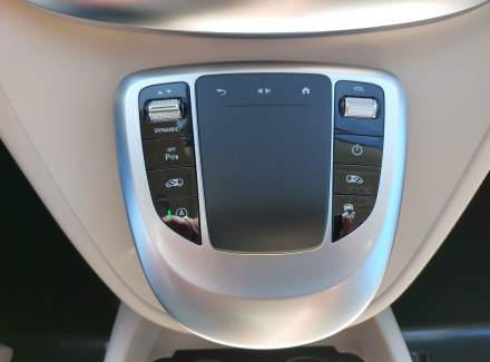 Mercedes-Benz - V-class