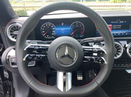 Mercedes-Benz - CLA