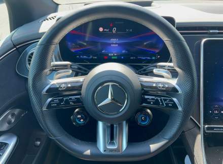 Mercedes-Benz - EQE