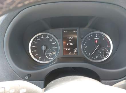 Mercedes-Benz - Vito