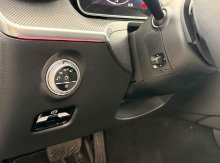 Mercedes-Benz - C-class