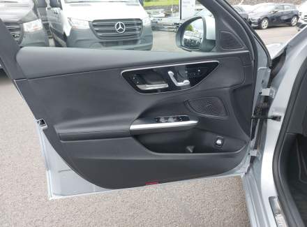 Mercedes-Benz - C-class