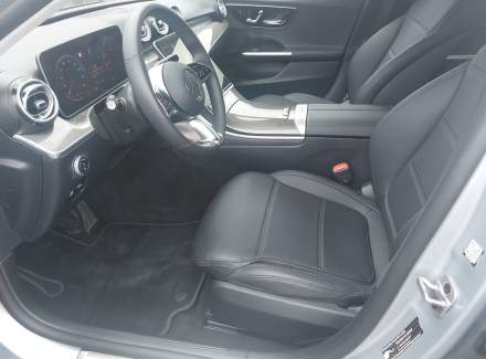 Mercedes-Benz - C-class