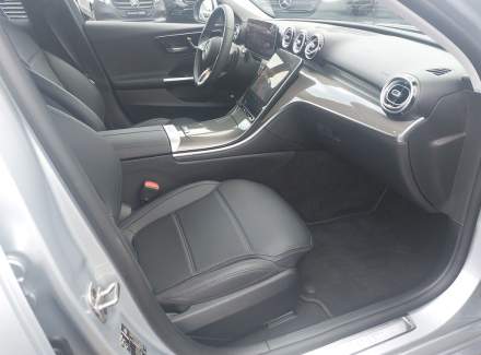 Mercedes-Benz - C-class