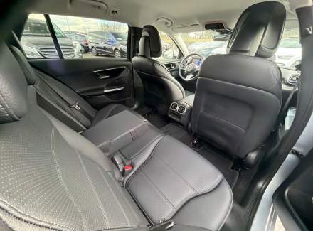 Mercedes-Benz - C-class