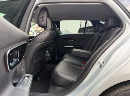 Mercedes-Benz - C-class