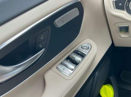 Mercedes-Benz - V-class