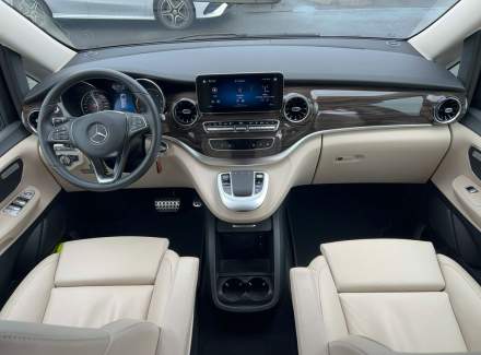 Mercedes-Benz - V-class