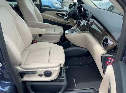 Mercedes-Benz - V-class