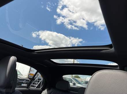 Mercedes-Benz - E-class