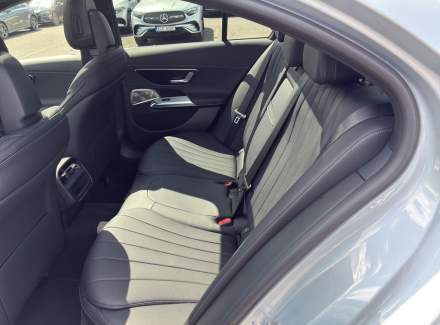 Mercedes-Benz - E-class