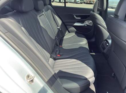 Mercedes-Benz - E-class