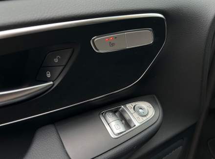 Mercedes-Benz - V-class