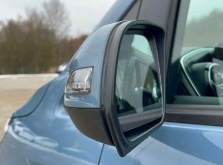 Mercedes-Benz - V-class