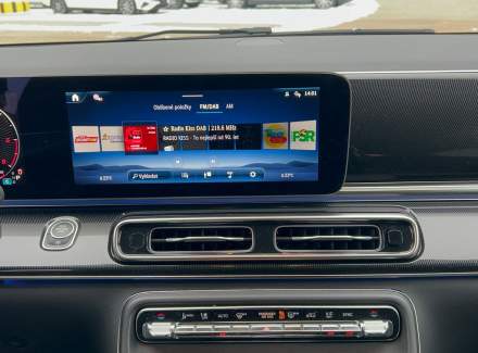 Mercedes-Benz - V-class