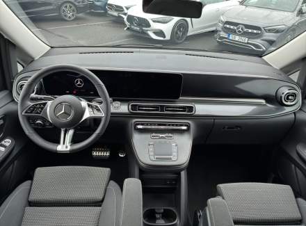 Mercedes-Benz - V-class