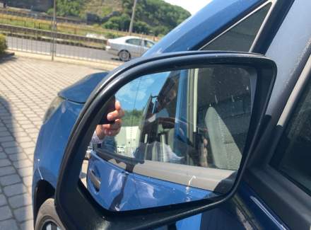 Mercedes-Benz - Vito