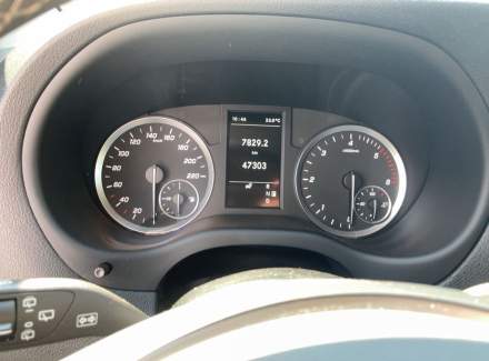 Mercedes-Benz - Vito