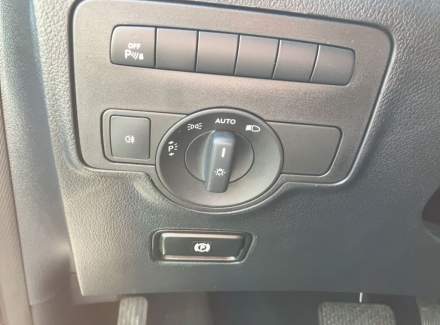 Mercedes-Benz - Vito