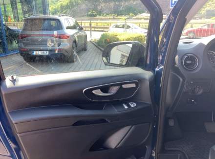 Mercedes-Benz - Vito