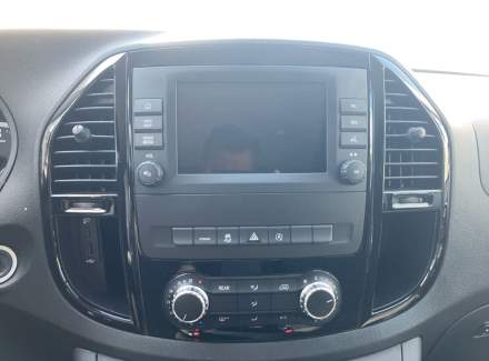 Mercedes-Benz - Vito