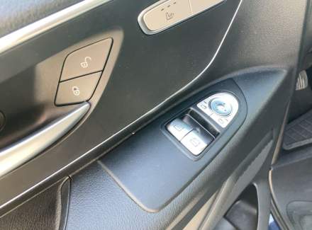 Mercedes-Benz - Vito