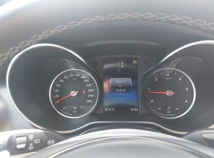 Mercedes-Benz - V-class