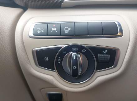 Mercedes-Benz - V-class