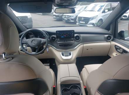 Mercedes-Benz - V-class