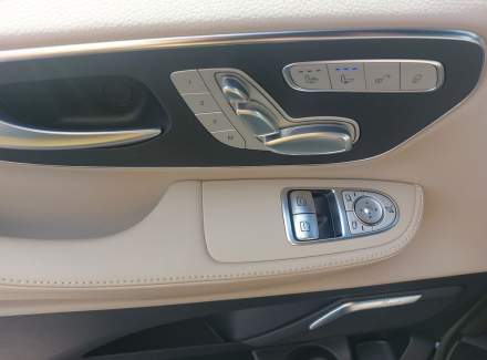 Mercedes-Benz - V-class