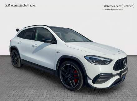 Mercedes-Benz - GLA