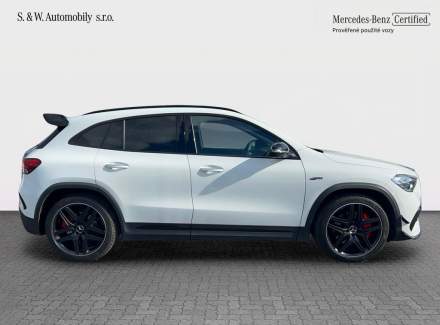 Mercedes-Benz - GLA