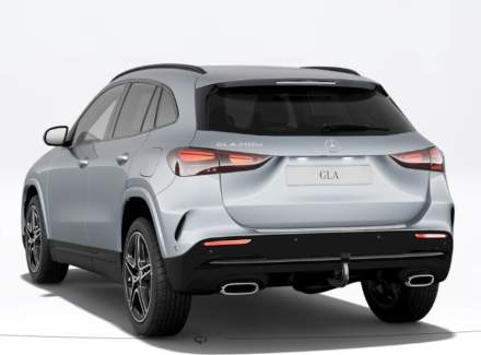 Mercedes-Benz - GLA