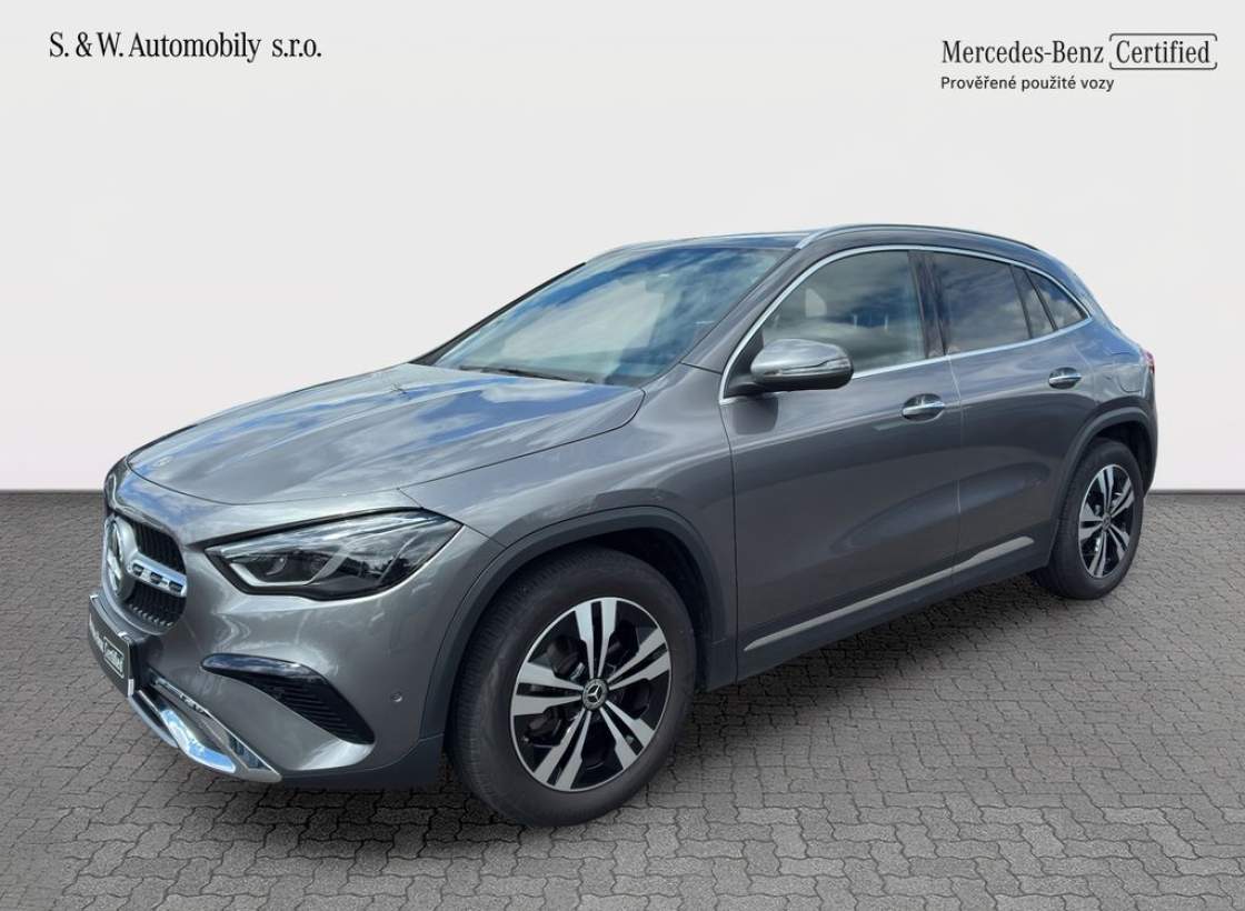 Mercedes-Benz - GLA
