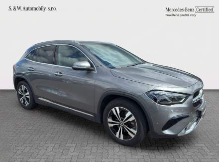 Mercedes-Benz - GLA
