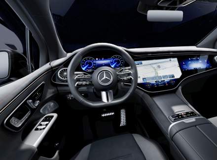 Mercedes-Benz - EQE