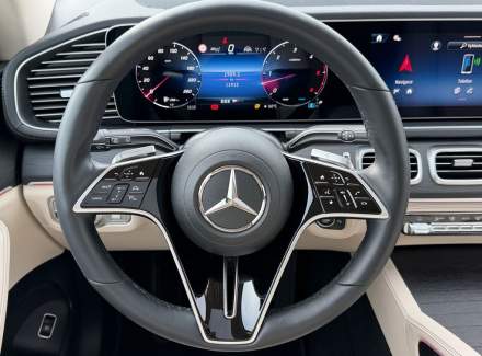 Mercedes-Benz - GLE