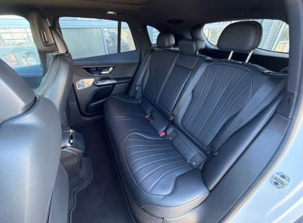 Mercedes-Benz - EQE