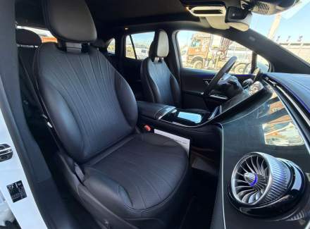 Mercedes-Benz - EQE