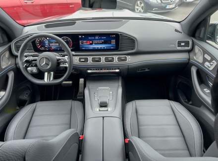 Mercedes-Benz - GLS