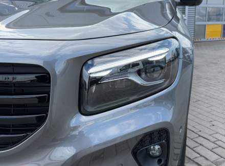 Mercedes-Benz - GLB