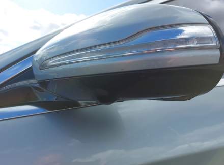 Mercedes-Benz - S-class