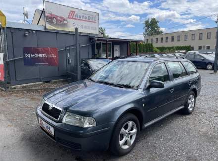 Škoda - Octavia